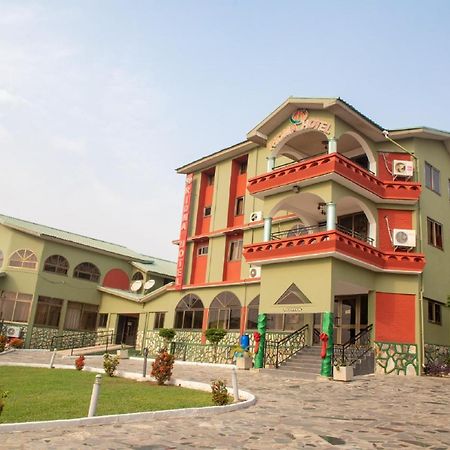 Ridma Hotel Gbawe Bagian luar foto