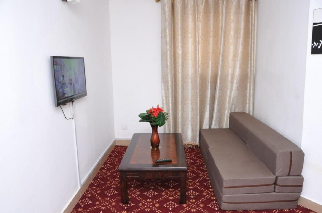 Ridma Hotel Gbawe Bagian luar foto